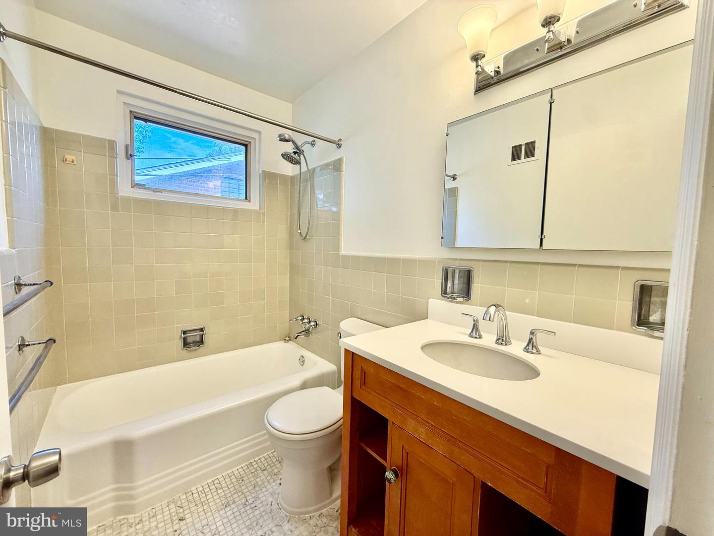 4439 Springdale St Nw Property Photo 21