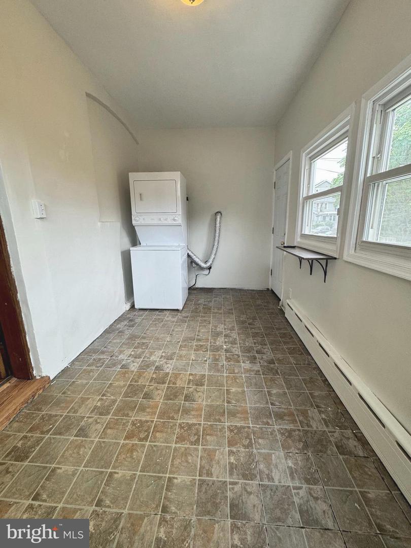 3626 12th St Ne #upper Level Property Photo 4