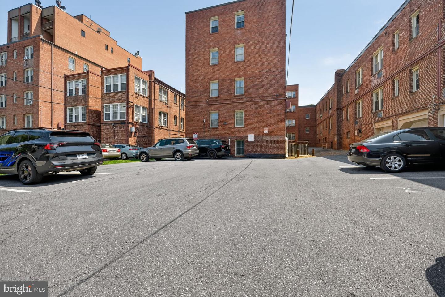 3028 Wisconsin Ave Nw #105 Property Photo 23