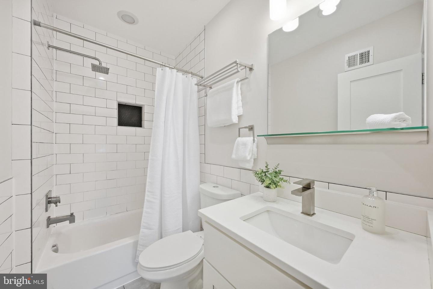 115 U St Ne #2 Property Photo 29