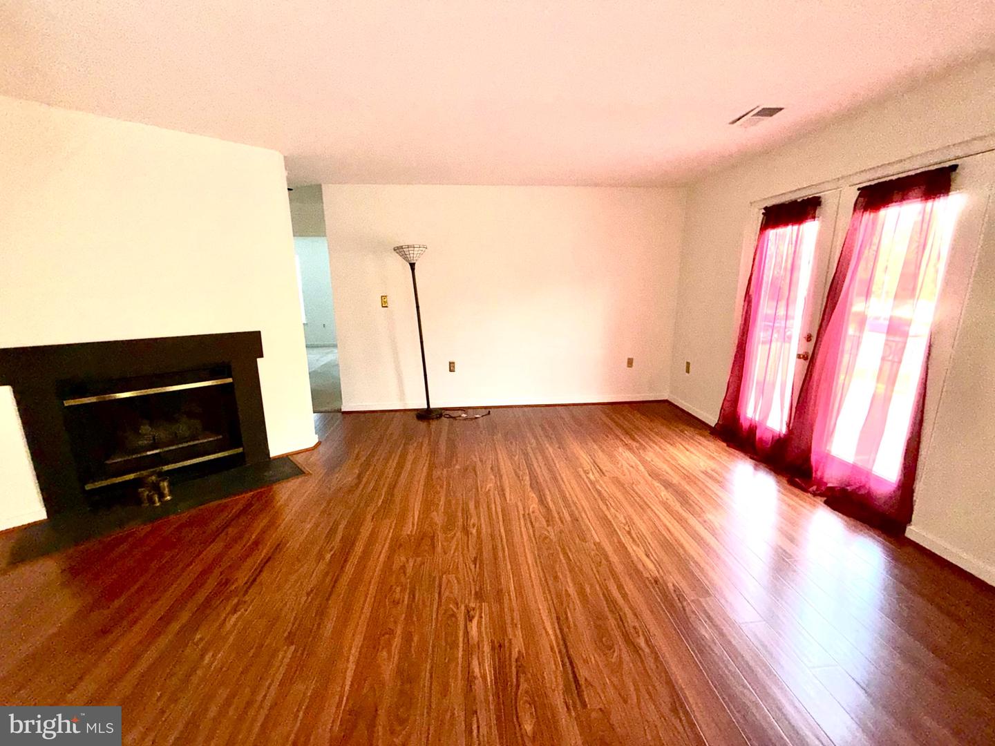 3708 Franklin D Roosevelt Ne #b Property Photo 7