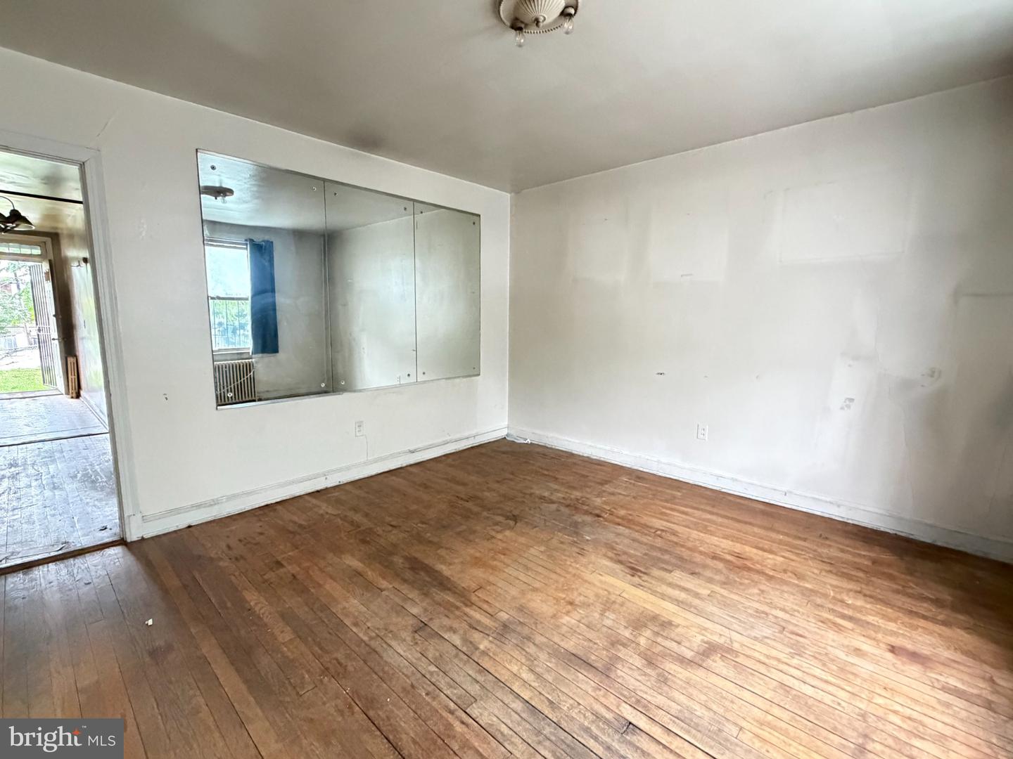 2029 E Ne Property Photo 8