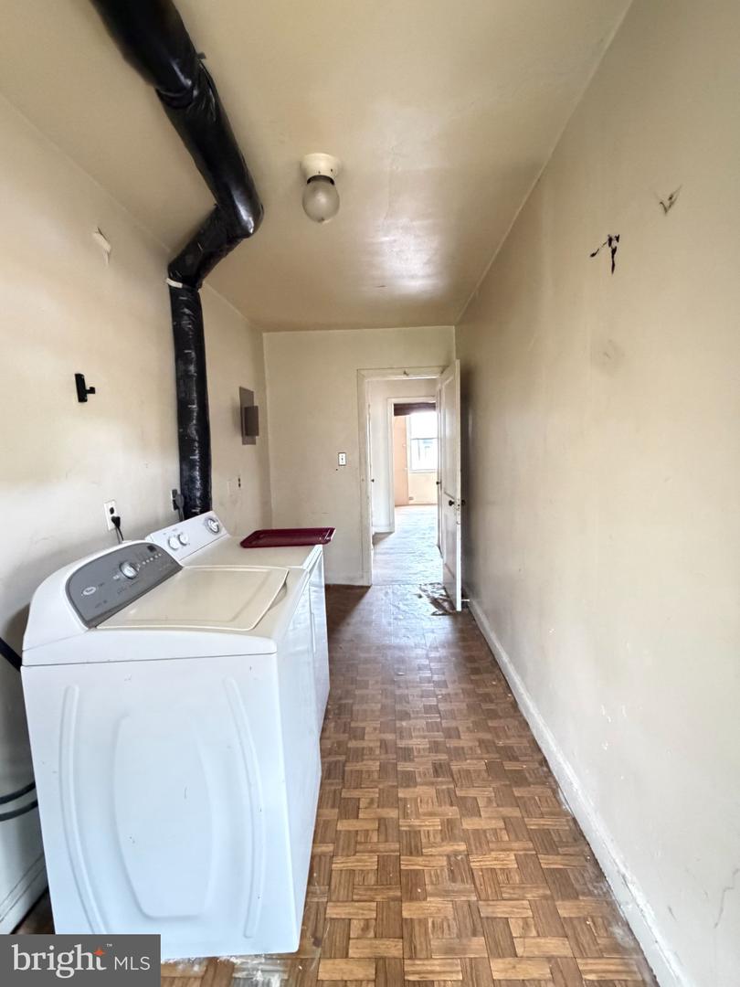 2029 E Ne Property Photo 23