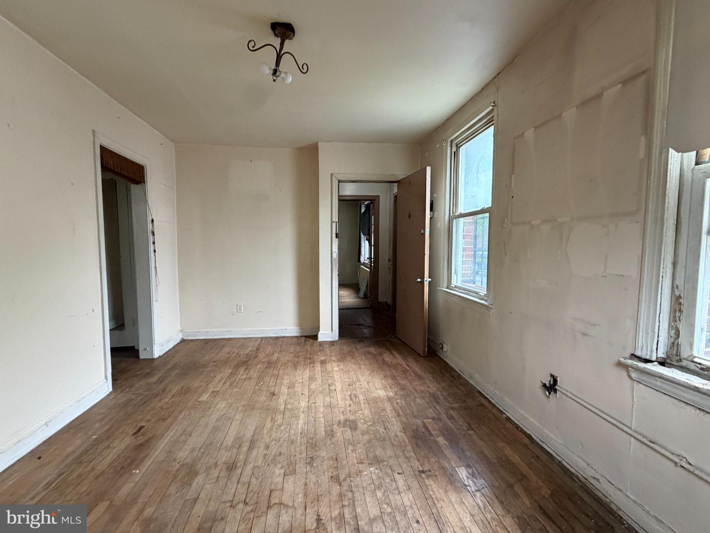2029 E Ne Property Photo 26