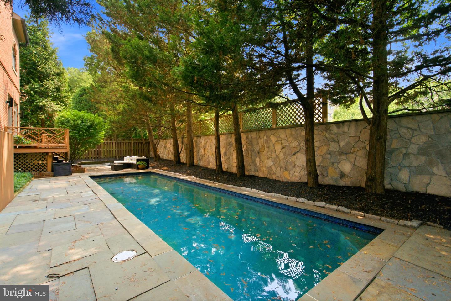 5430 Chevy Chase Parkway Pkwy Nw Property Photo 2