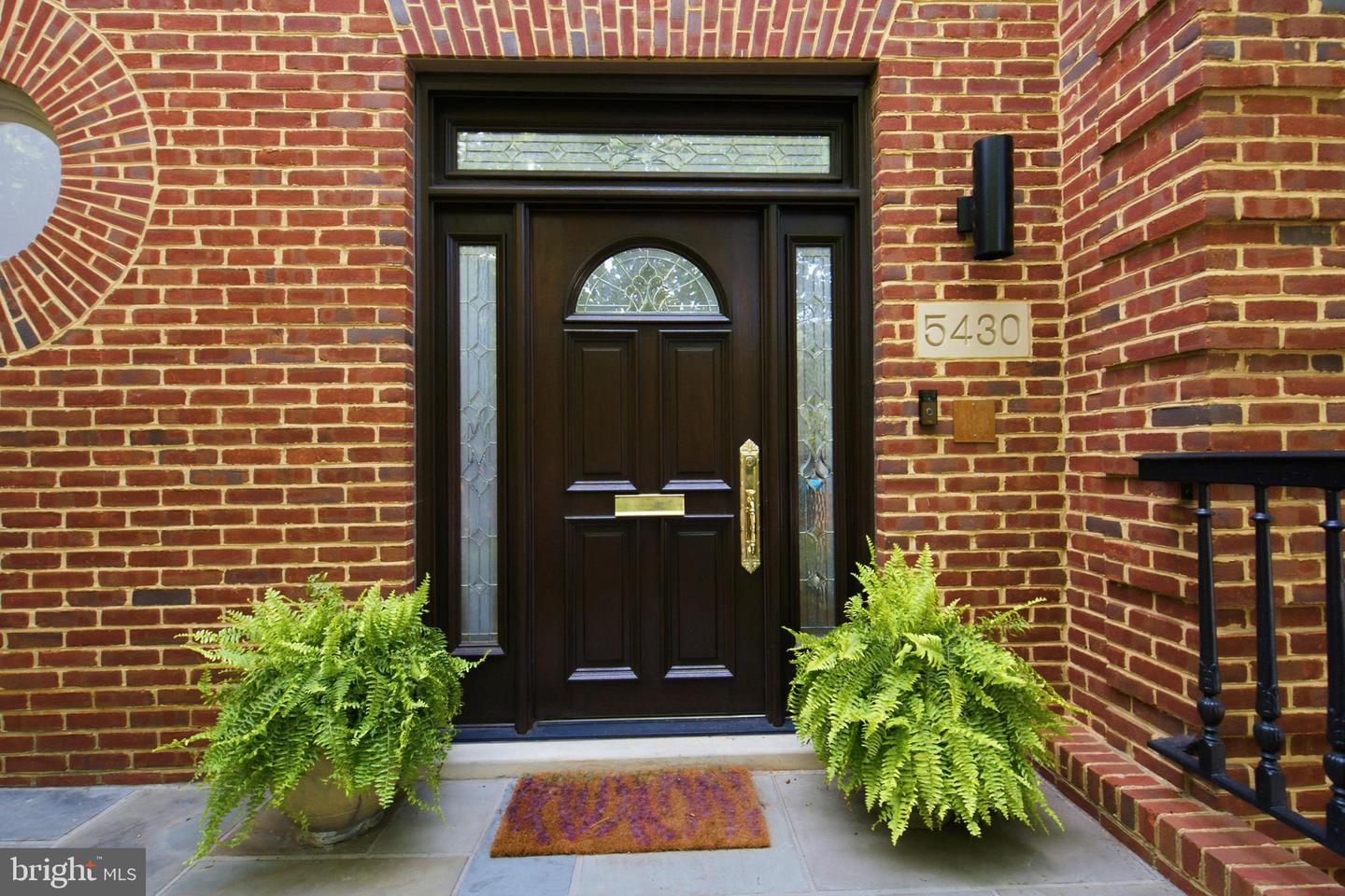 5430 Chevy Chase Parkway Pkwy Nw Property Photo 4