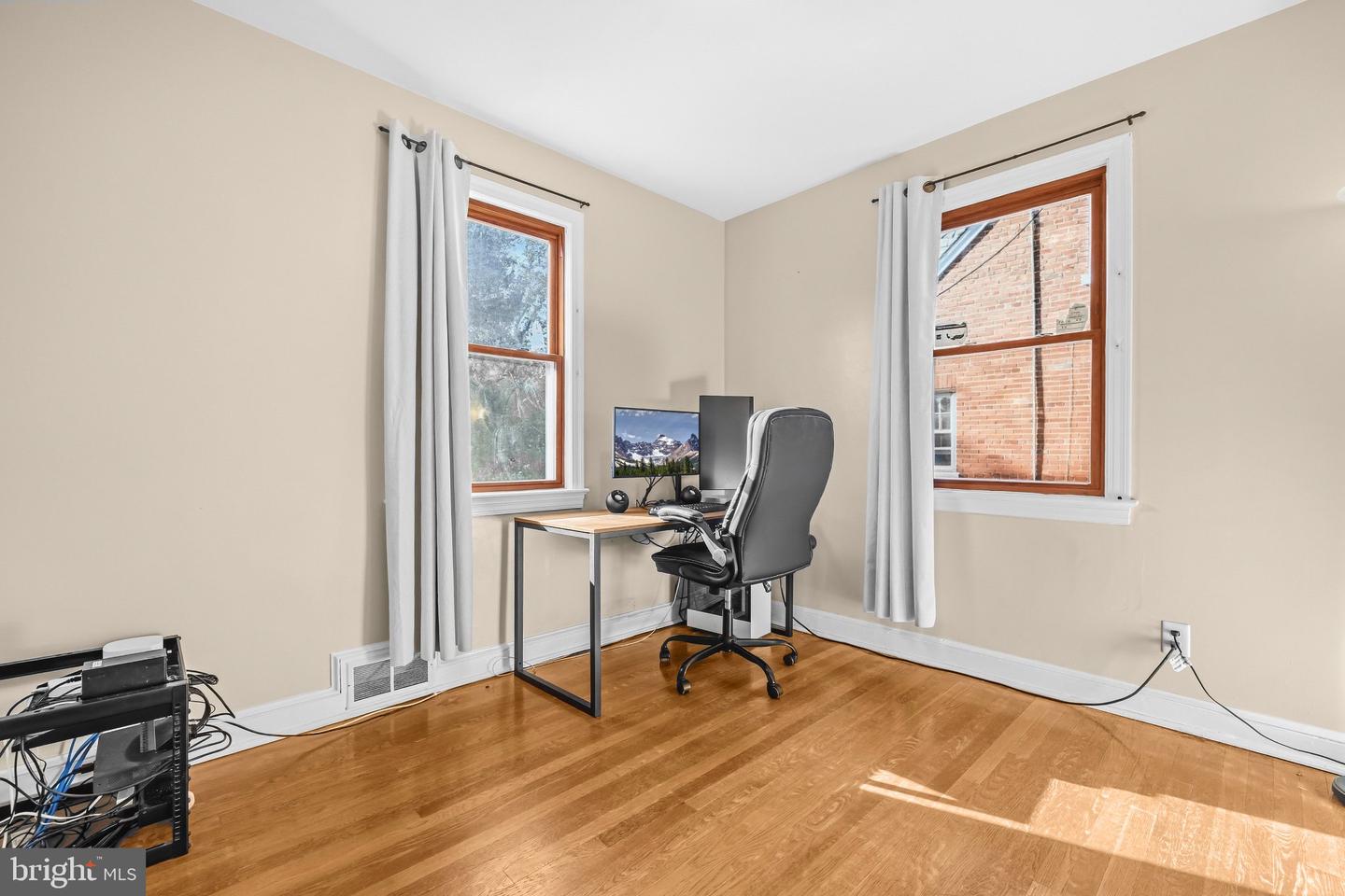 DCDC2279266 Property Photo 14