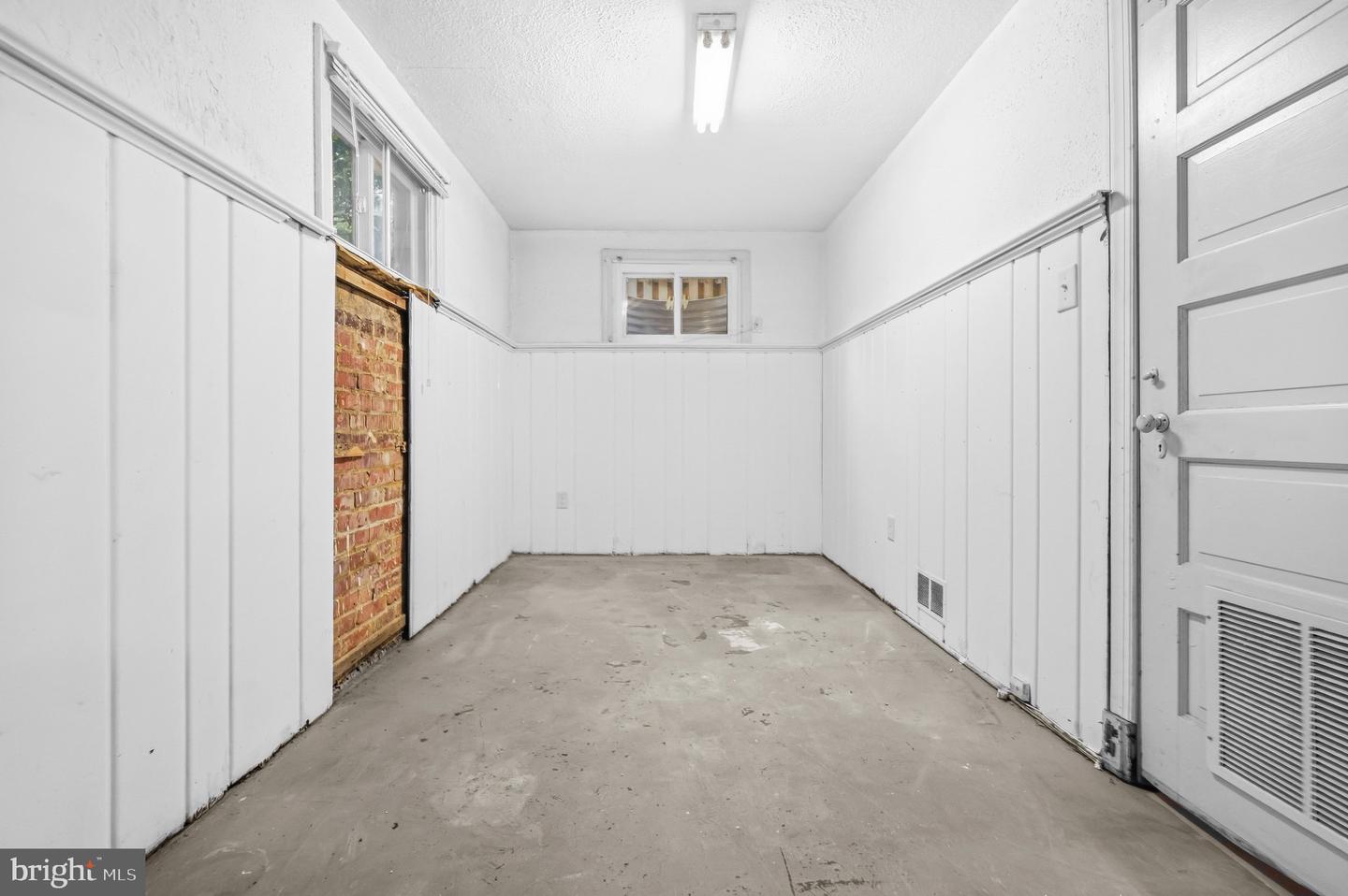 DCDC2279266 Property Photo 29