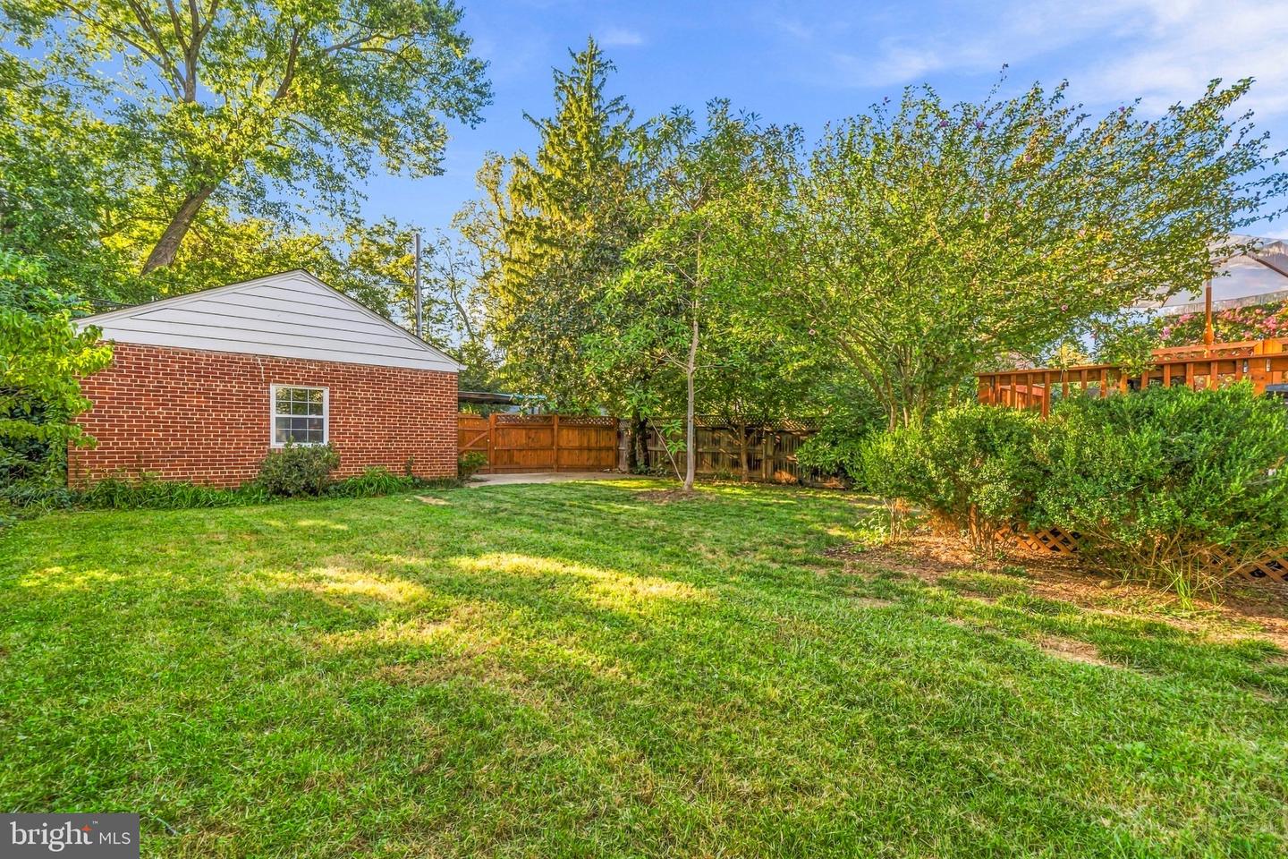 DCDC2279266 Property Photo 41