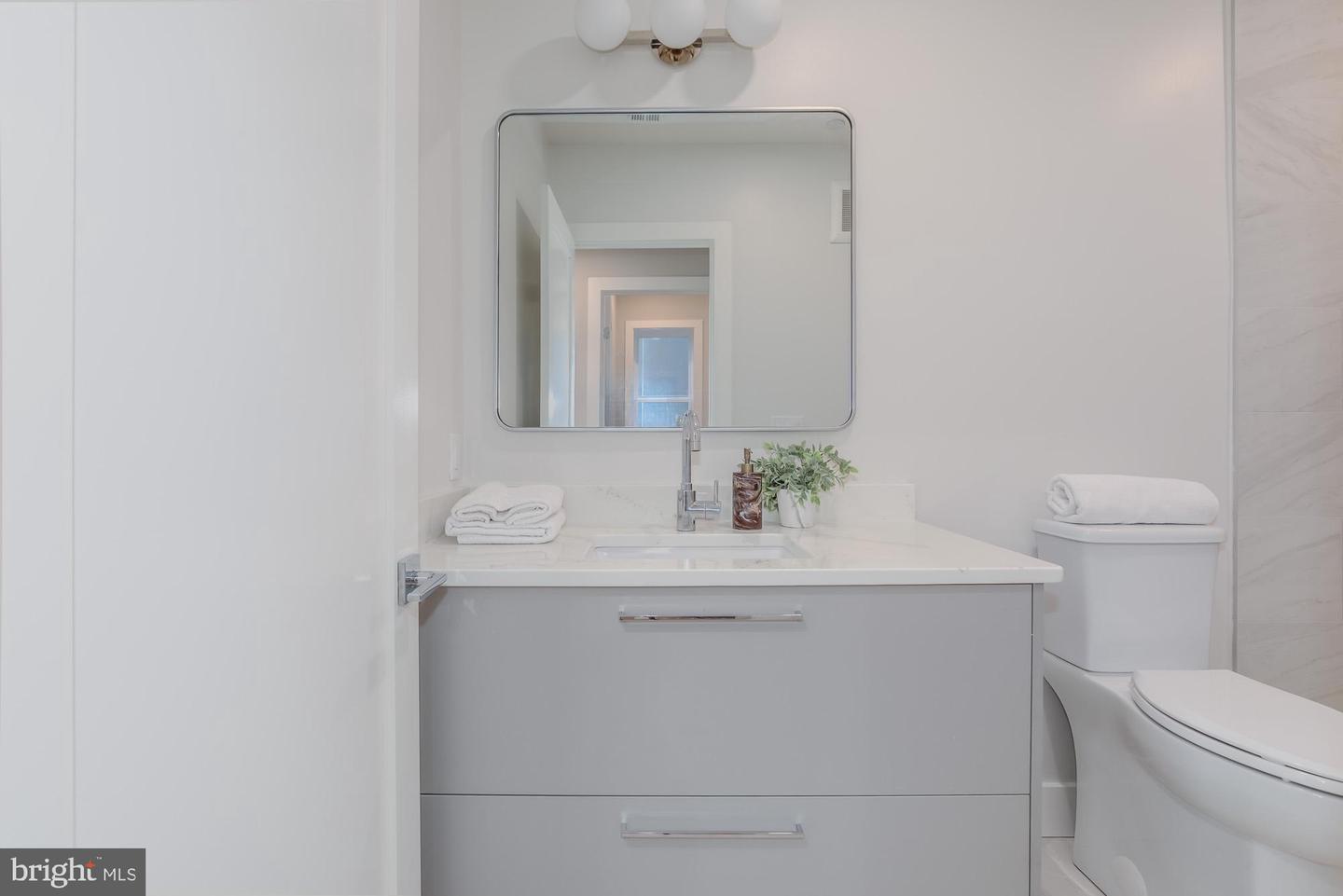 933 N St Nw #407 Property Photo 11