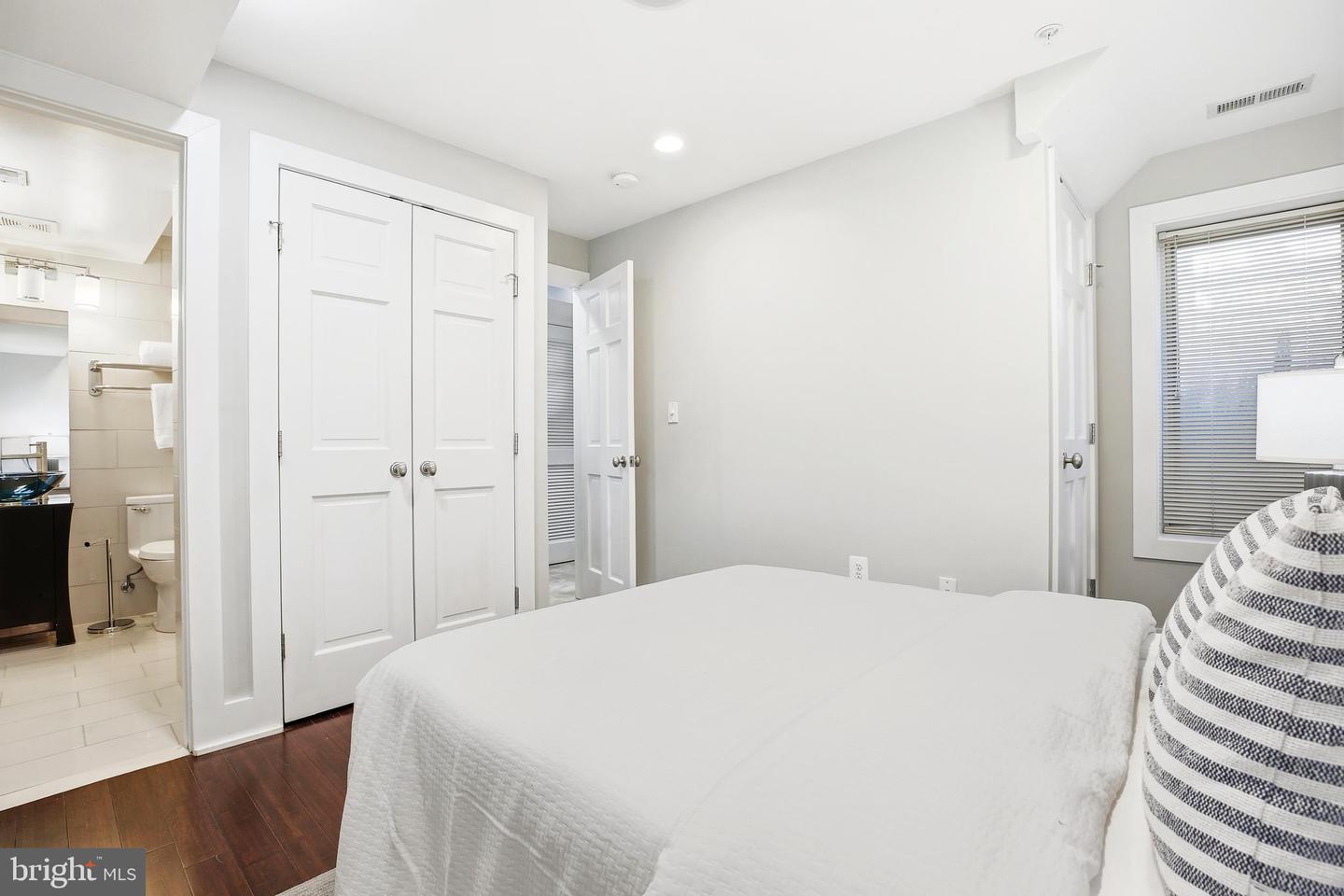 915 3rd St Ne Property Photo 64