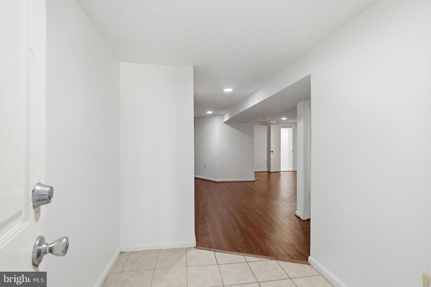 608 Kenyon St Nw Property Photo 21