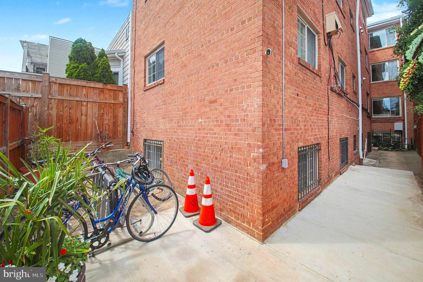 718 Park Rd Nw #2 Property Photo 14