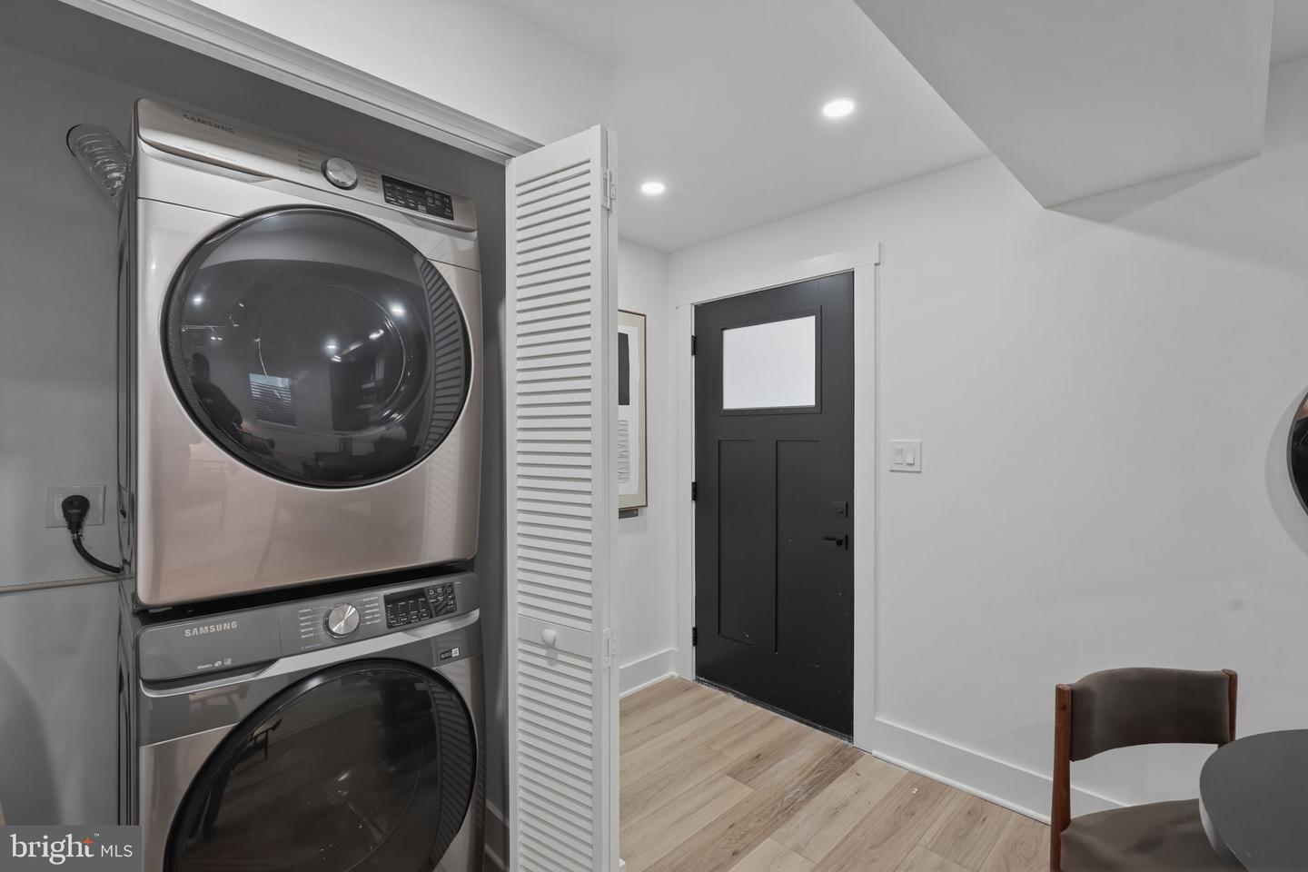 1355 Longfellow St Nw Property Photo 32