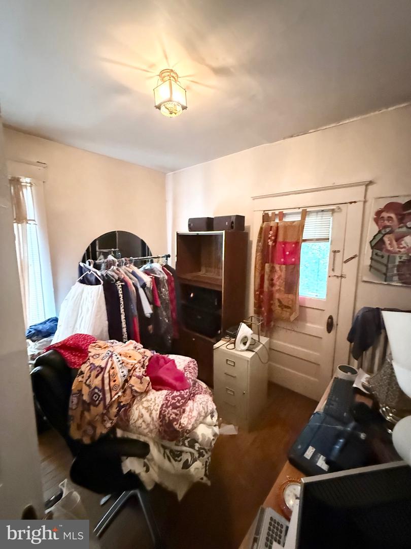 1333 Monroe St Ne Property Photo 26