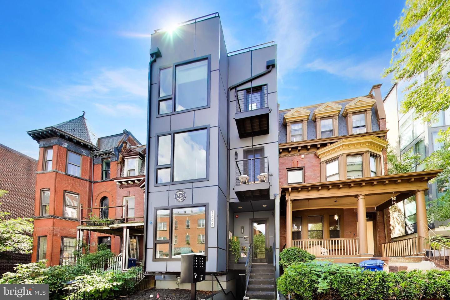 1444 Belmont St Nw #301 Property Photo 1