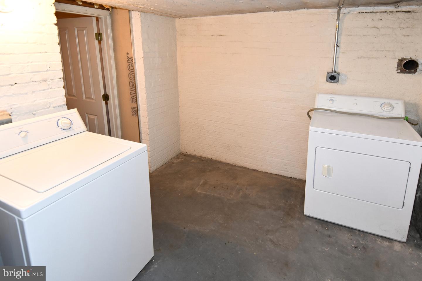 928 Madison St Nw Property Photo 51
