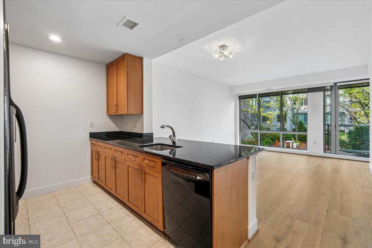 4101 Albemarle St Nw #428 Property Photo 5