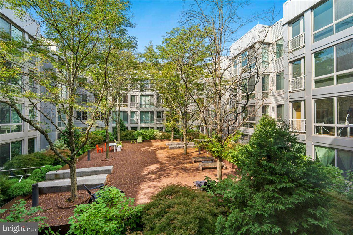 4101 Albemarle St Nw #428 Property Photo 21