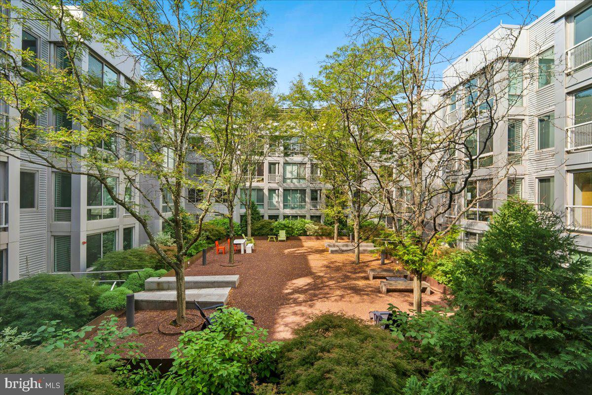 4101 Albemarle St Nw #428 Property Photo 23