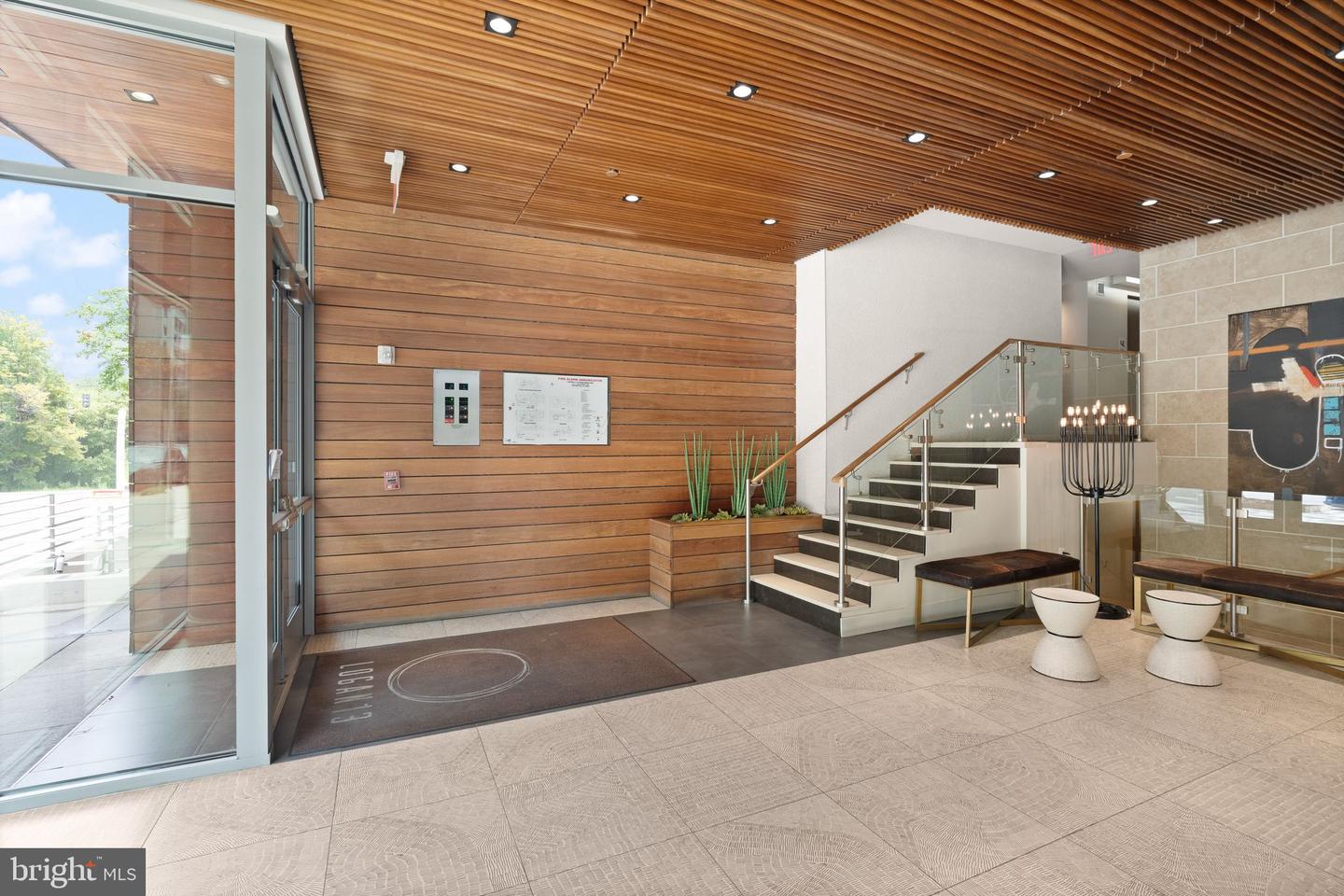 1311 13th St Nw #t07 Property Photo 5