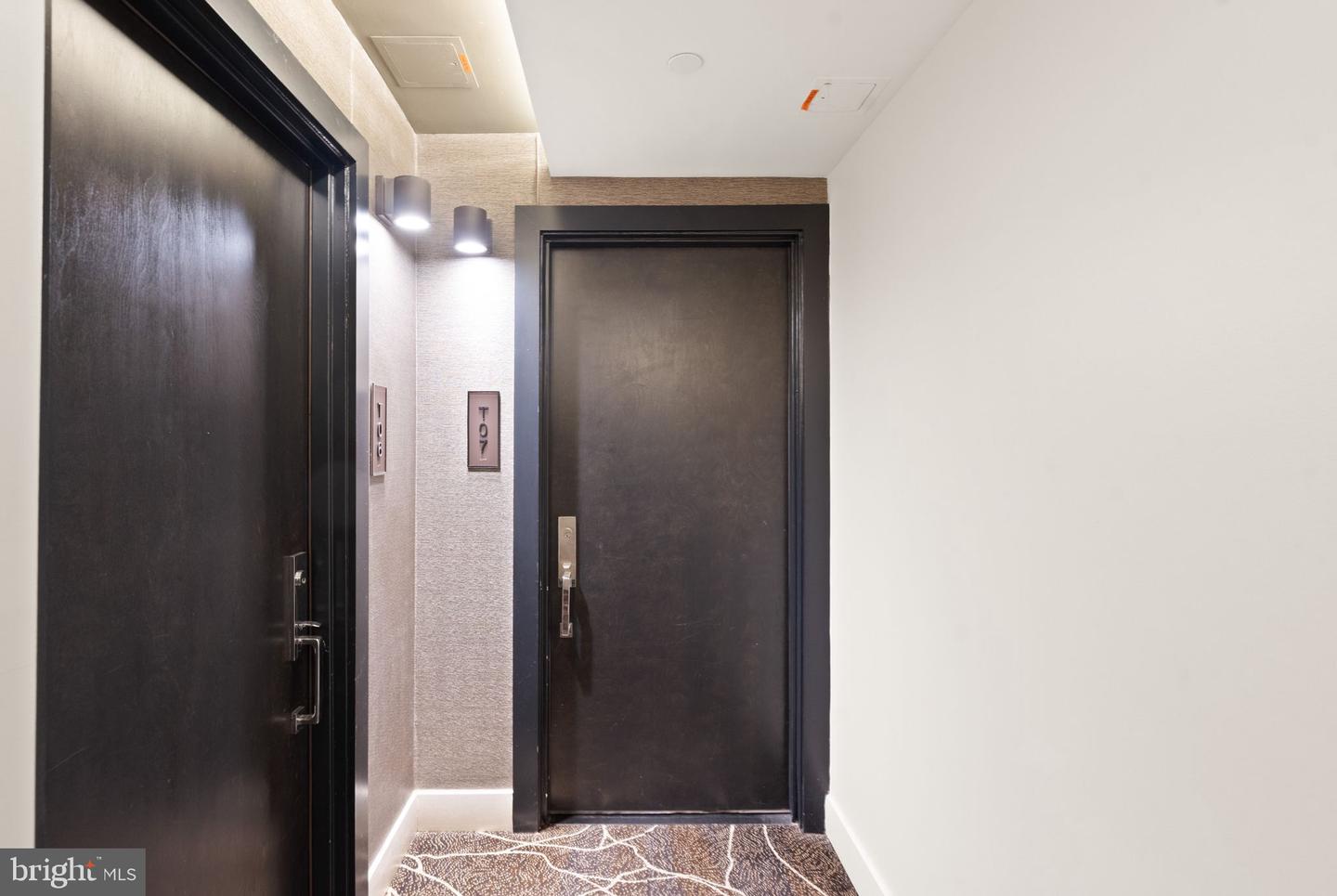 1311 13th St Nw #t07 Property Photo 9