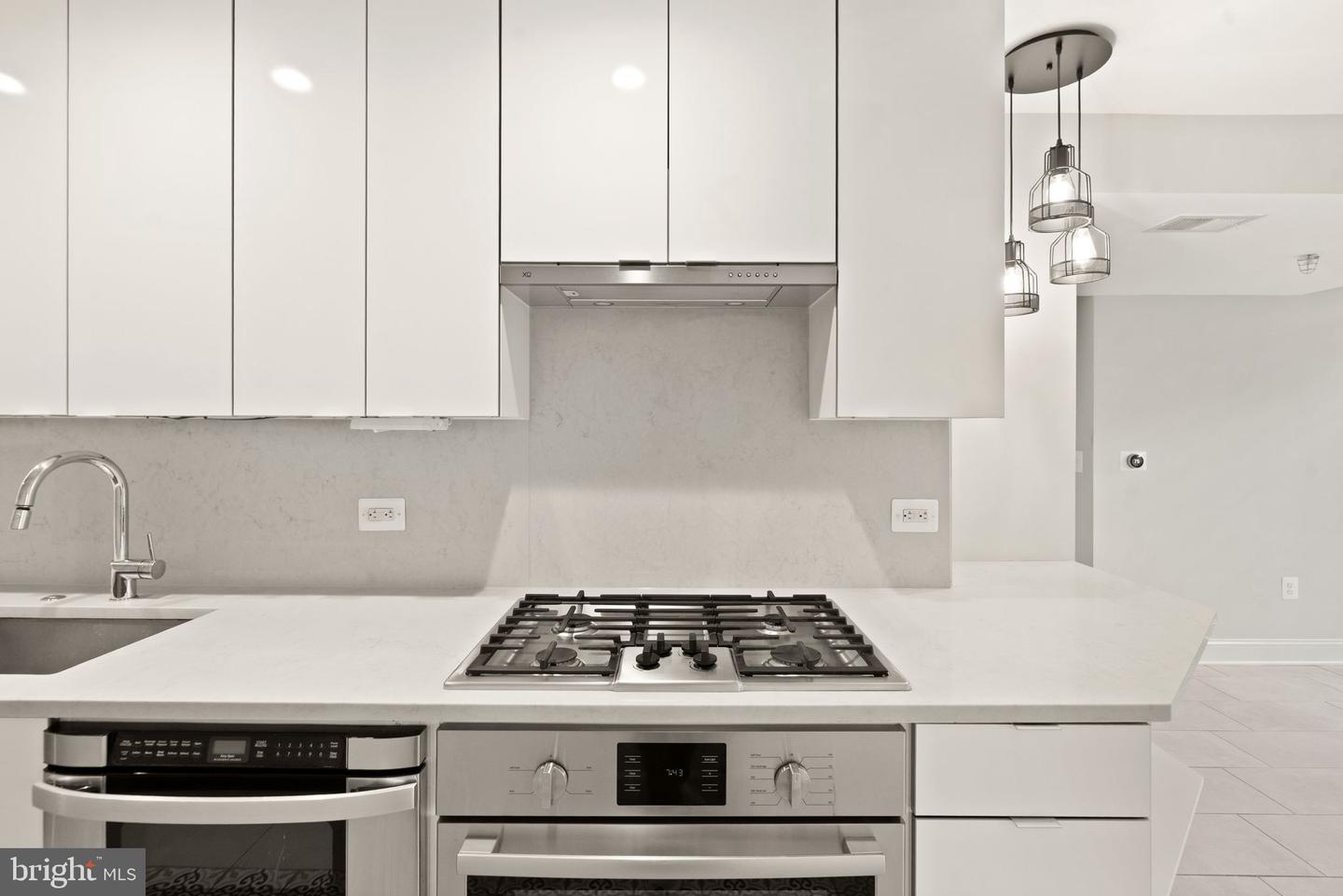 1311 13th St Nw #t07 Property Photo 17