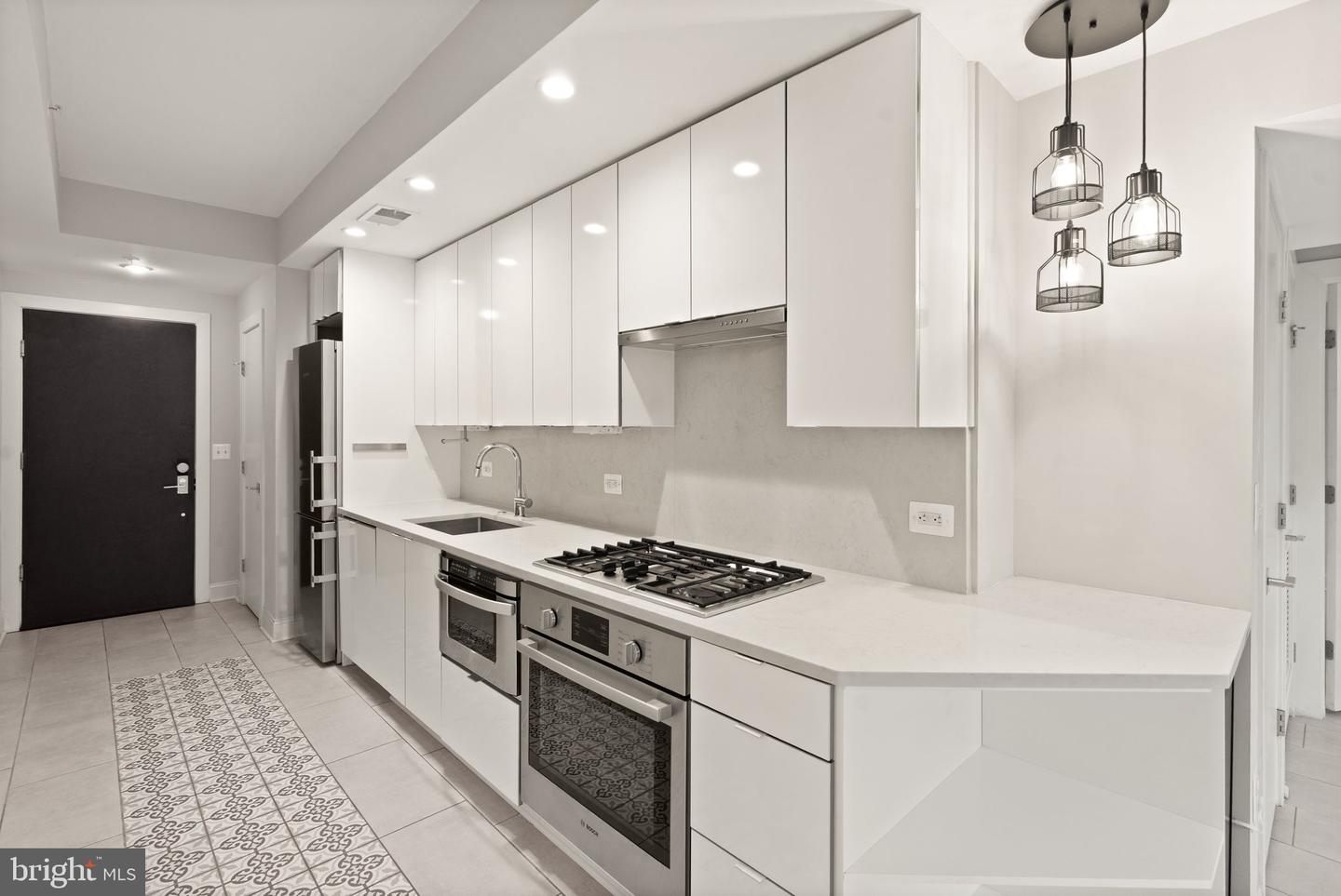 1311 13th St Nw #t07 Property Photo 19