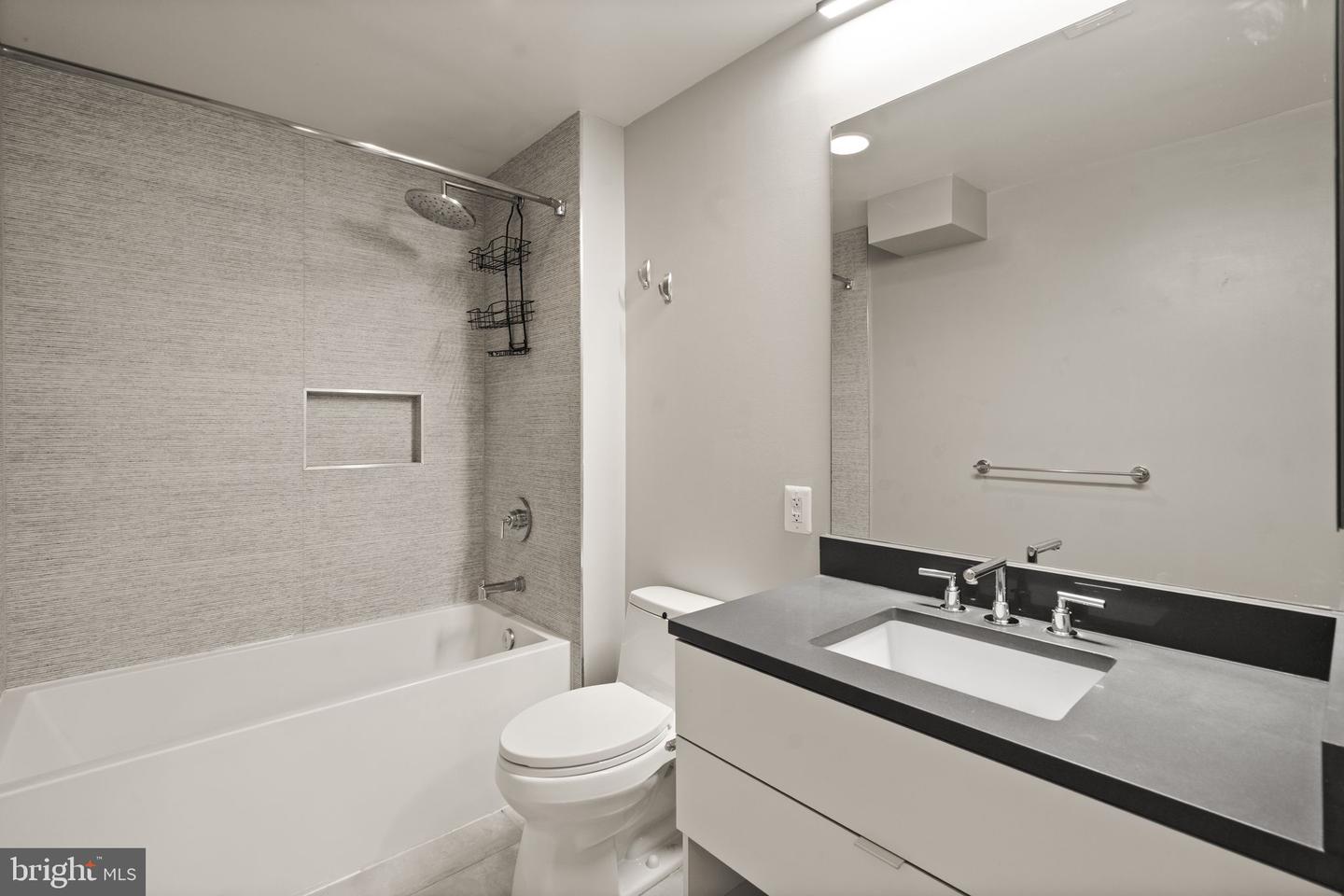1311 13th St Nw #t07 Property Photo 40