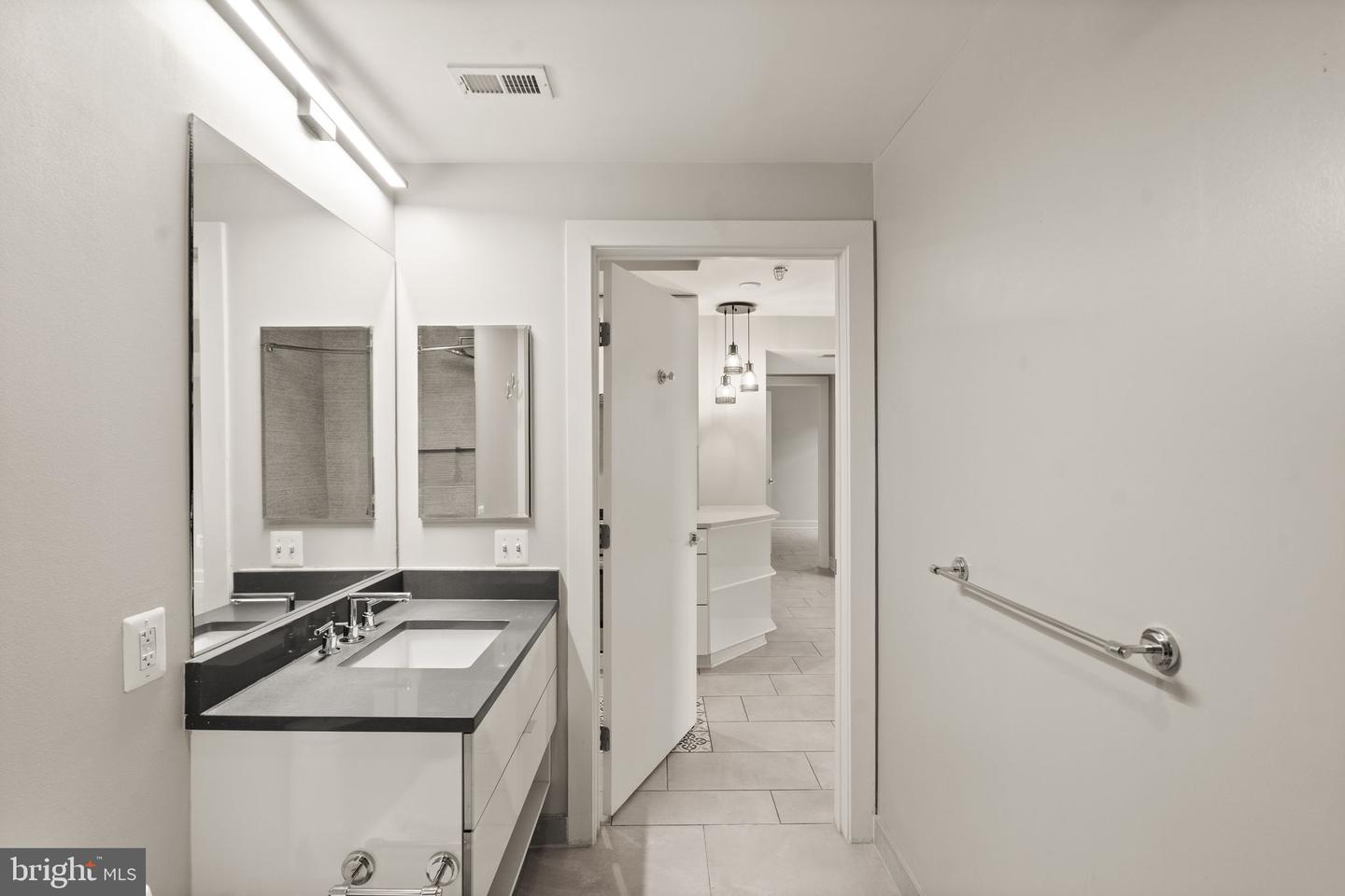 1311 13th St Nw #t07 Property Photo 42