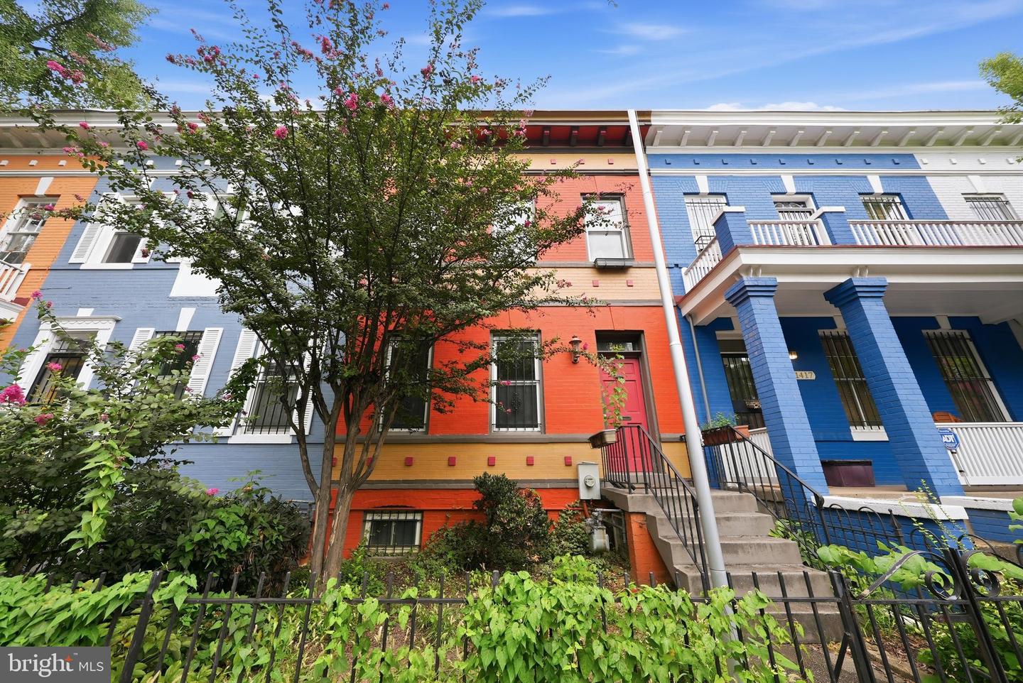 1419 Monroe St Nw Property Photo 1