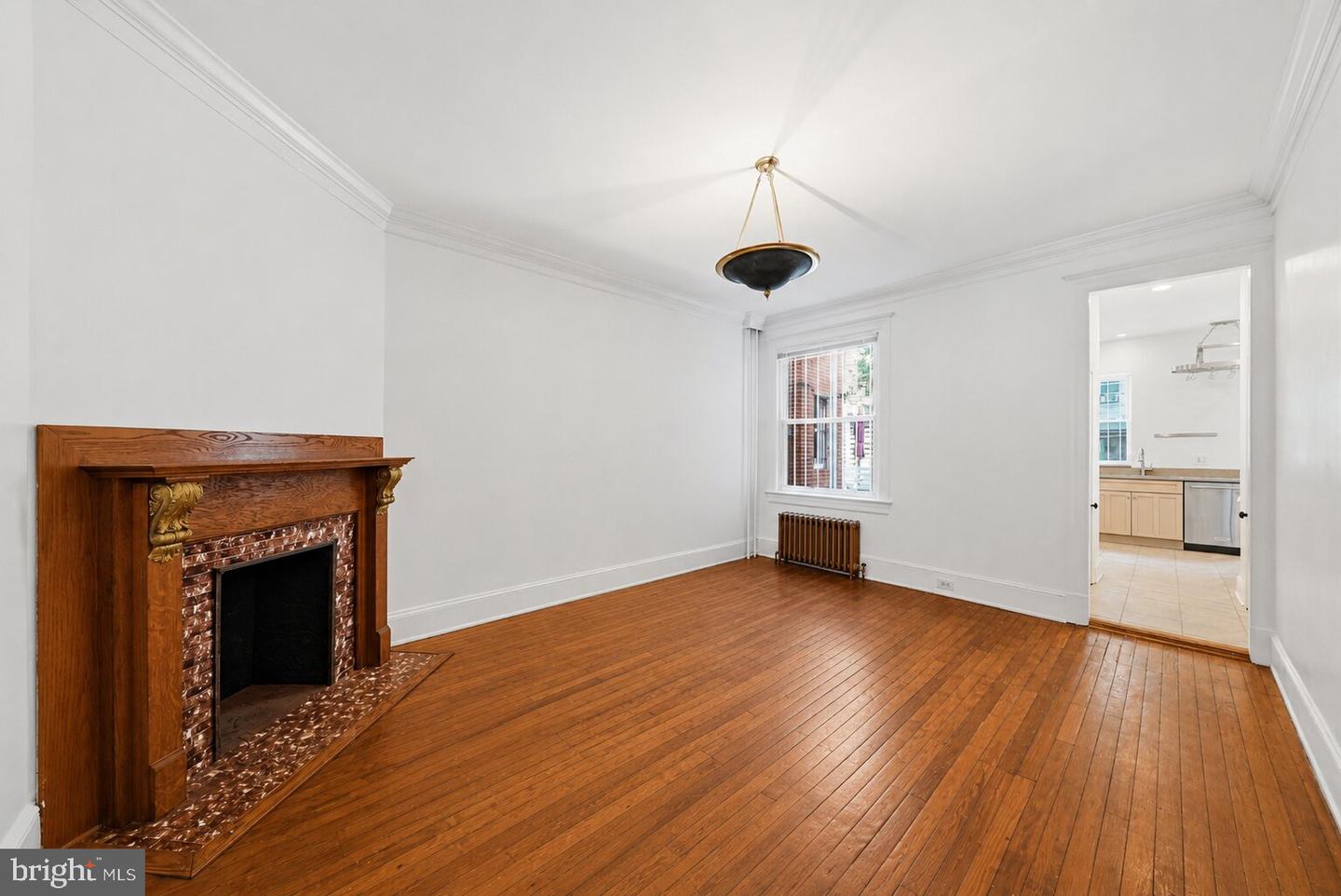 1419 Monroe St Nw Property Photo 6