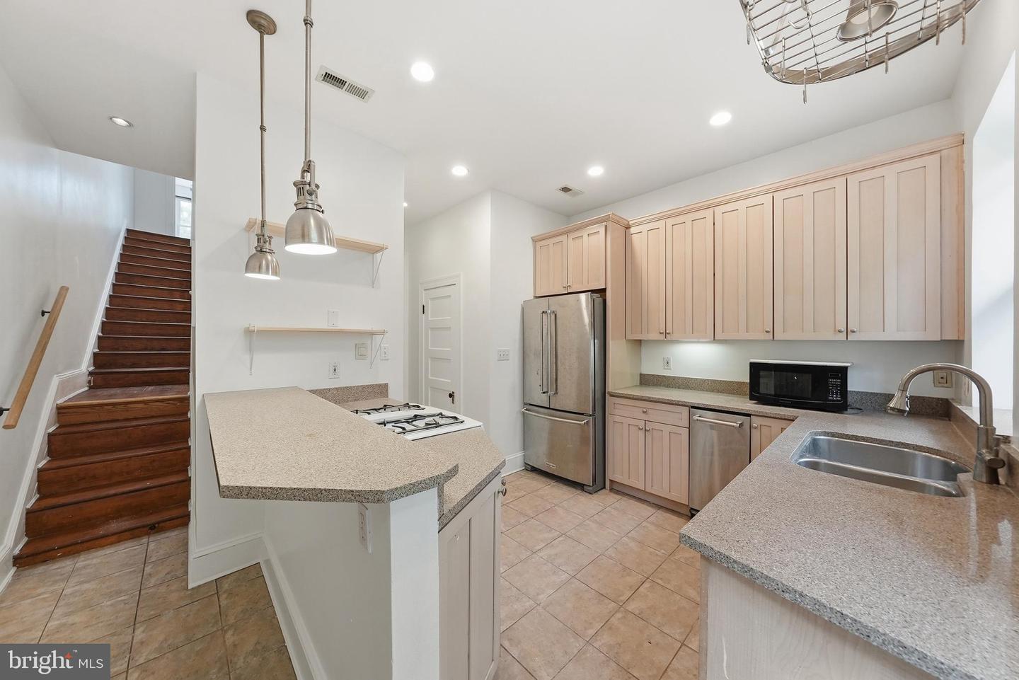 1419 Monroe St Nw Property Photo 13