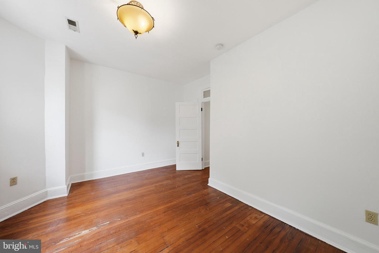 1419 Monroe St Nw Property Photo 24