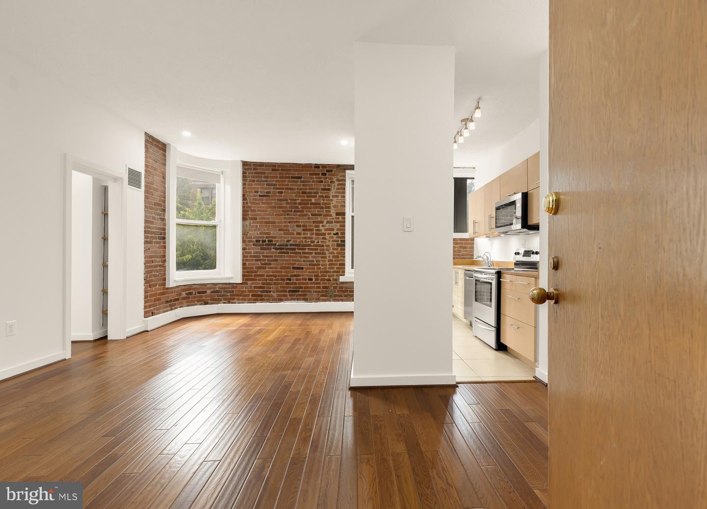 1615 Q St Nw #202 Property Photo 4