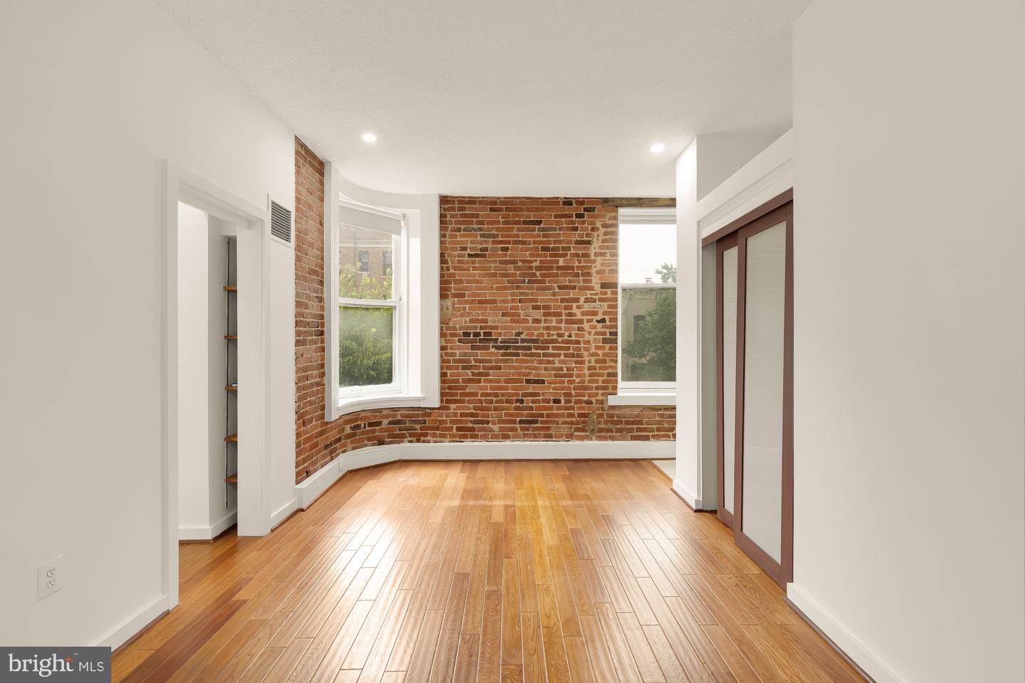1615 Q St Nw #202 Property Photo 8