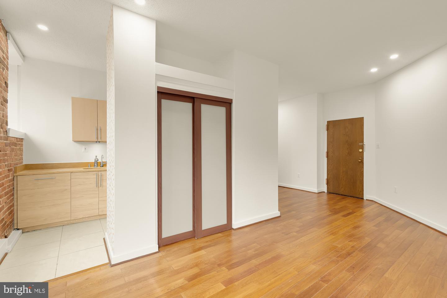 1615 Q St Nw #202 Property Photo 9