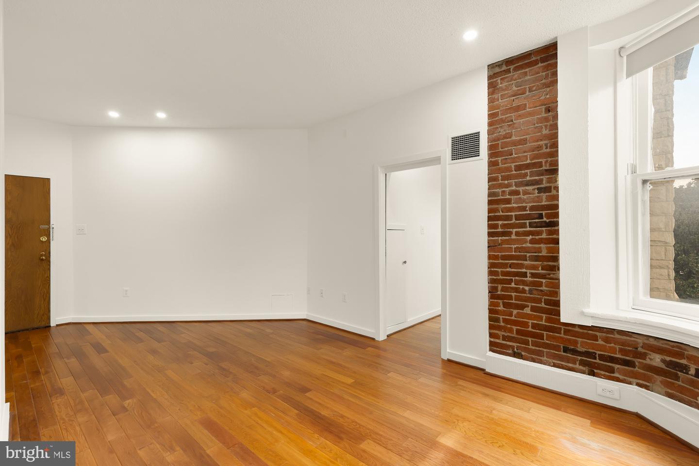1615 Q St Nw #202 Property Photo 10