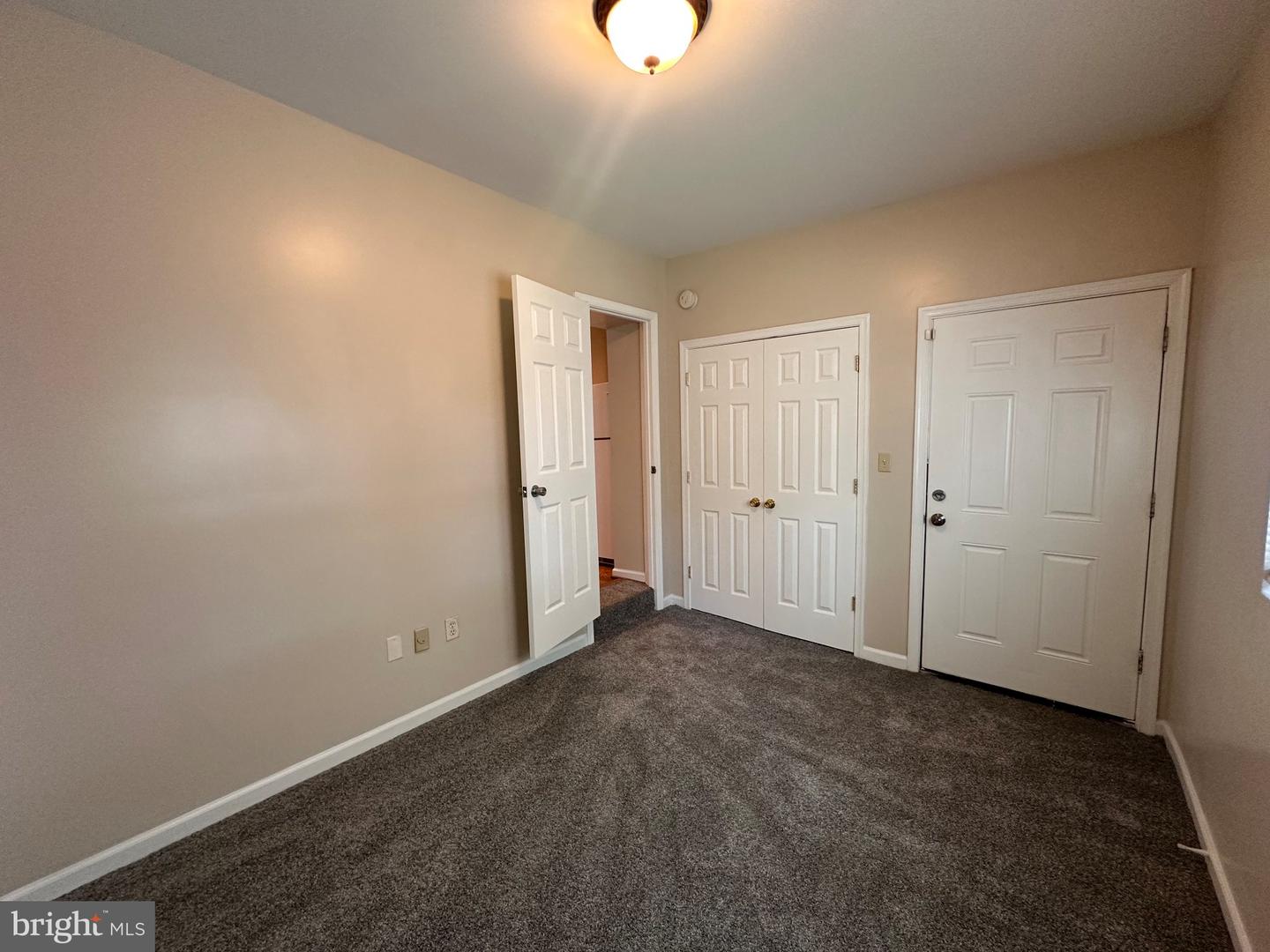 1913 Rosedale St Ne #1 Property Photo 12