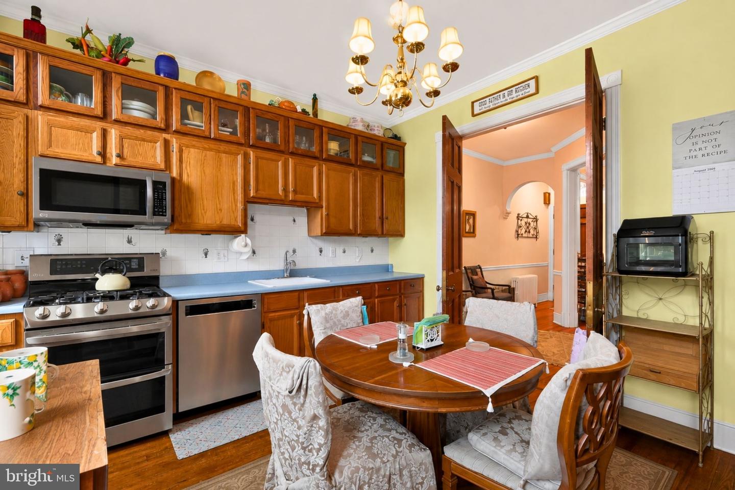 1219 Linden Pl Ne Property Photo 6