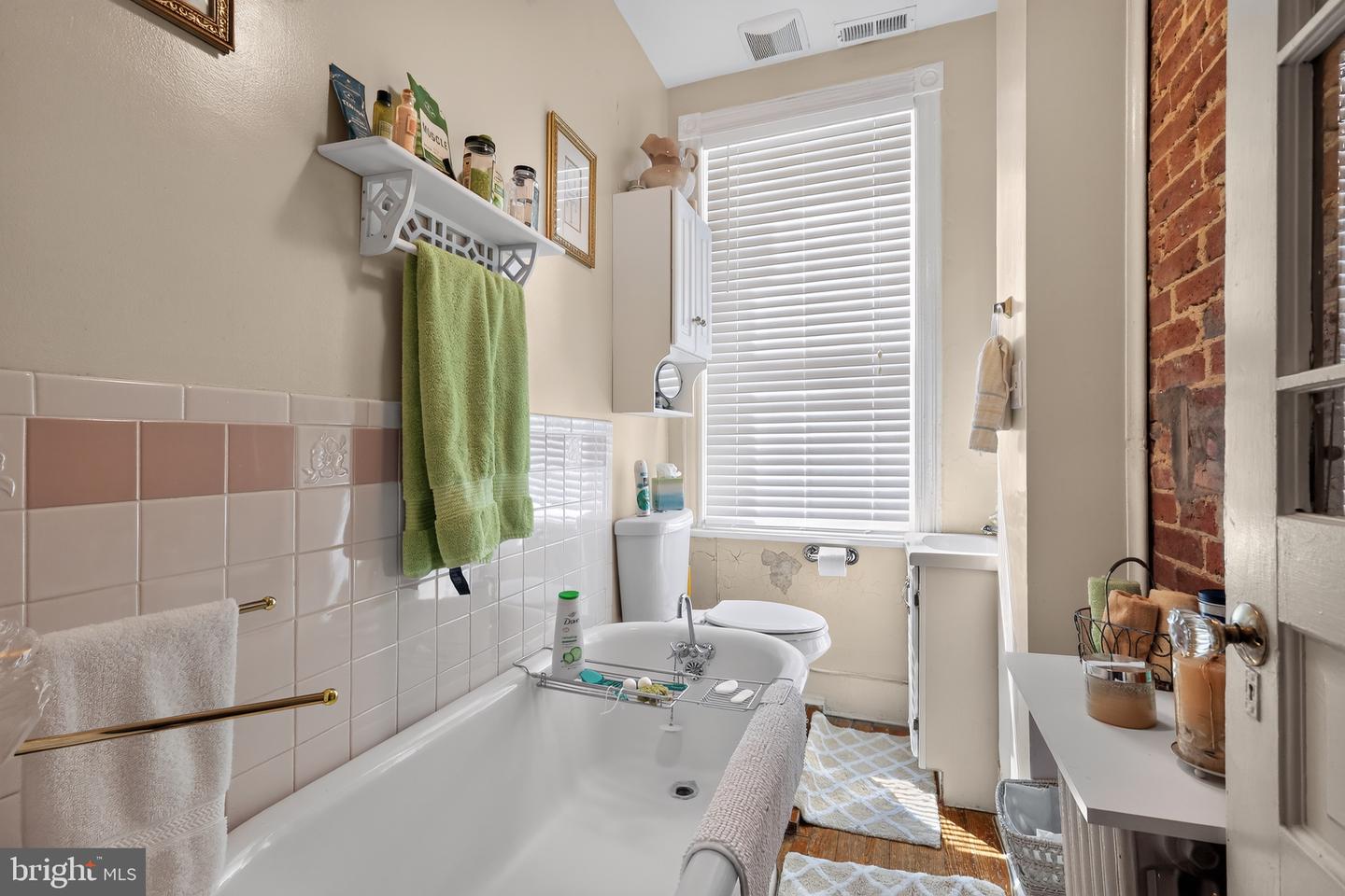 1219 Linden Pl Ne Property Photo 20