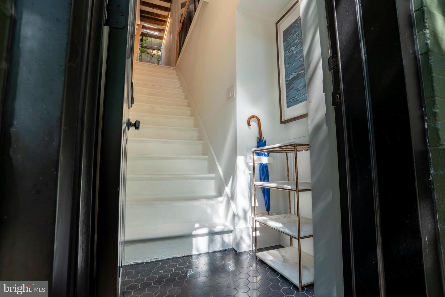 1375 Maryland Ave Ne #l Property Photo 3