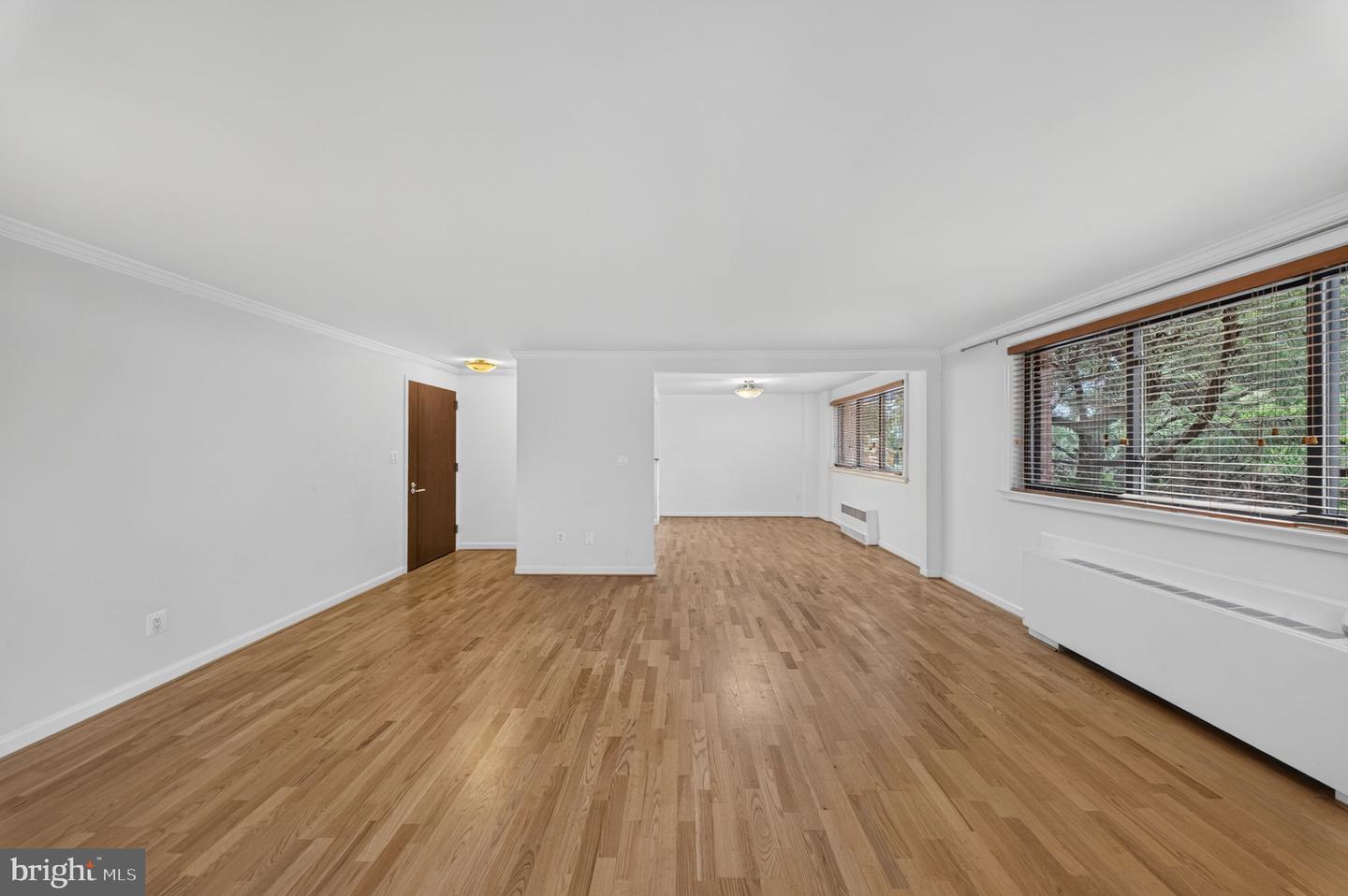 2725 39th St Nw #201 Property Photo 3
