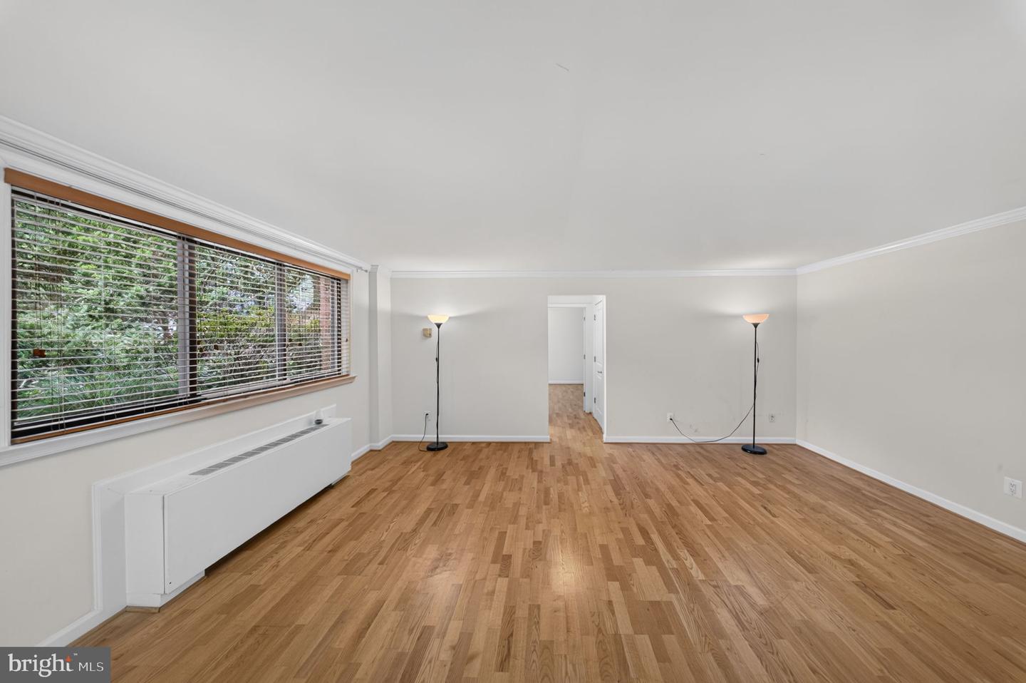 2725 39th St Nw #201 Property Photo 5