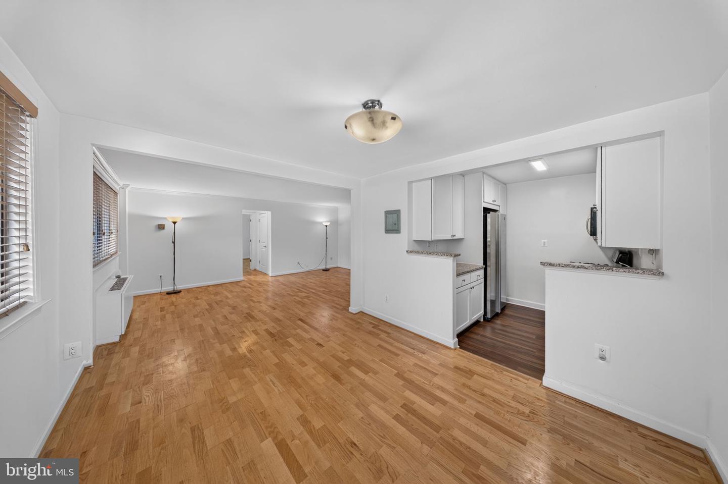 2725 39th St Nw #201 Property Photo 10