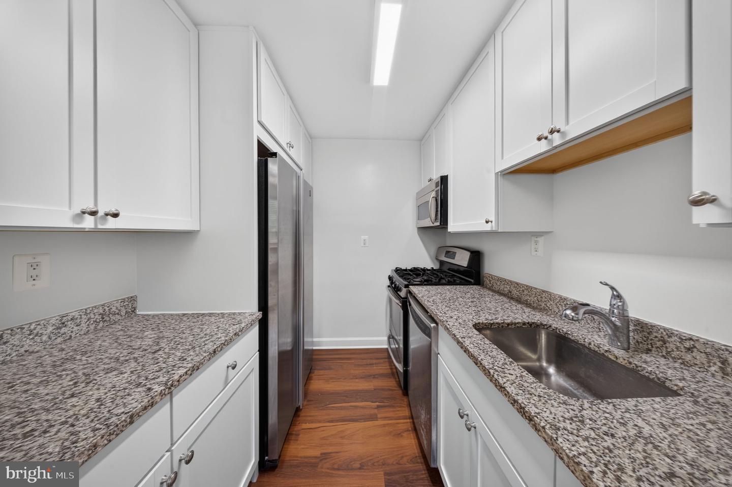 2725 39th St Nw #201 Property Photo 12