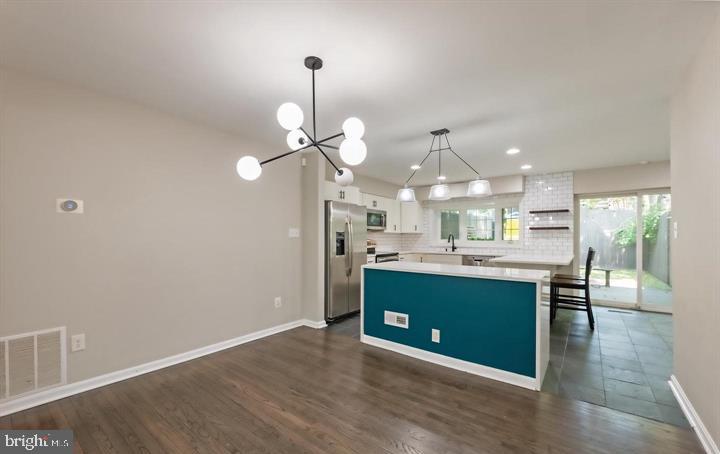 2317 37th St Nw #upper Property Photo 11
