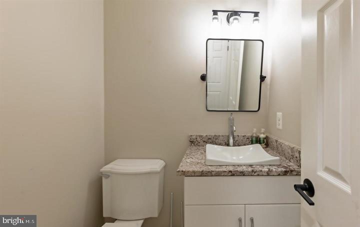 2317 37th St Nw #upper Property Photo 27