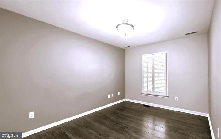 2317 37th St Nw #upper Property Photo 36