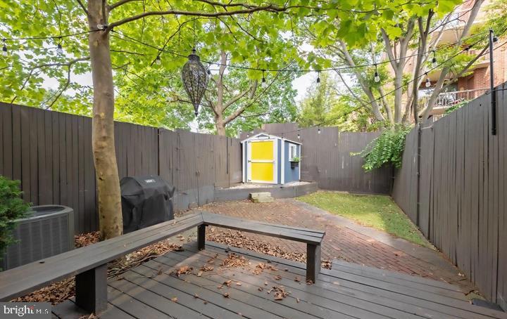 2317 37th St Nw #upper Property Photo 46